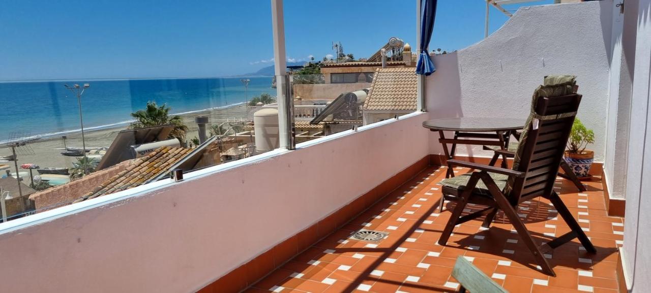Appartement Céntrico ático junto al mar à Rincón de la Victoria Extérieur photo