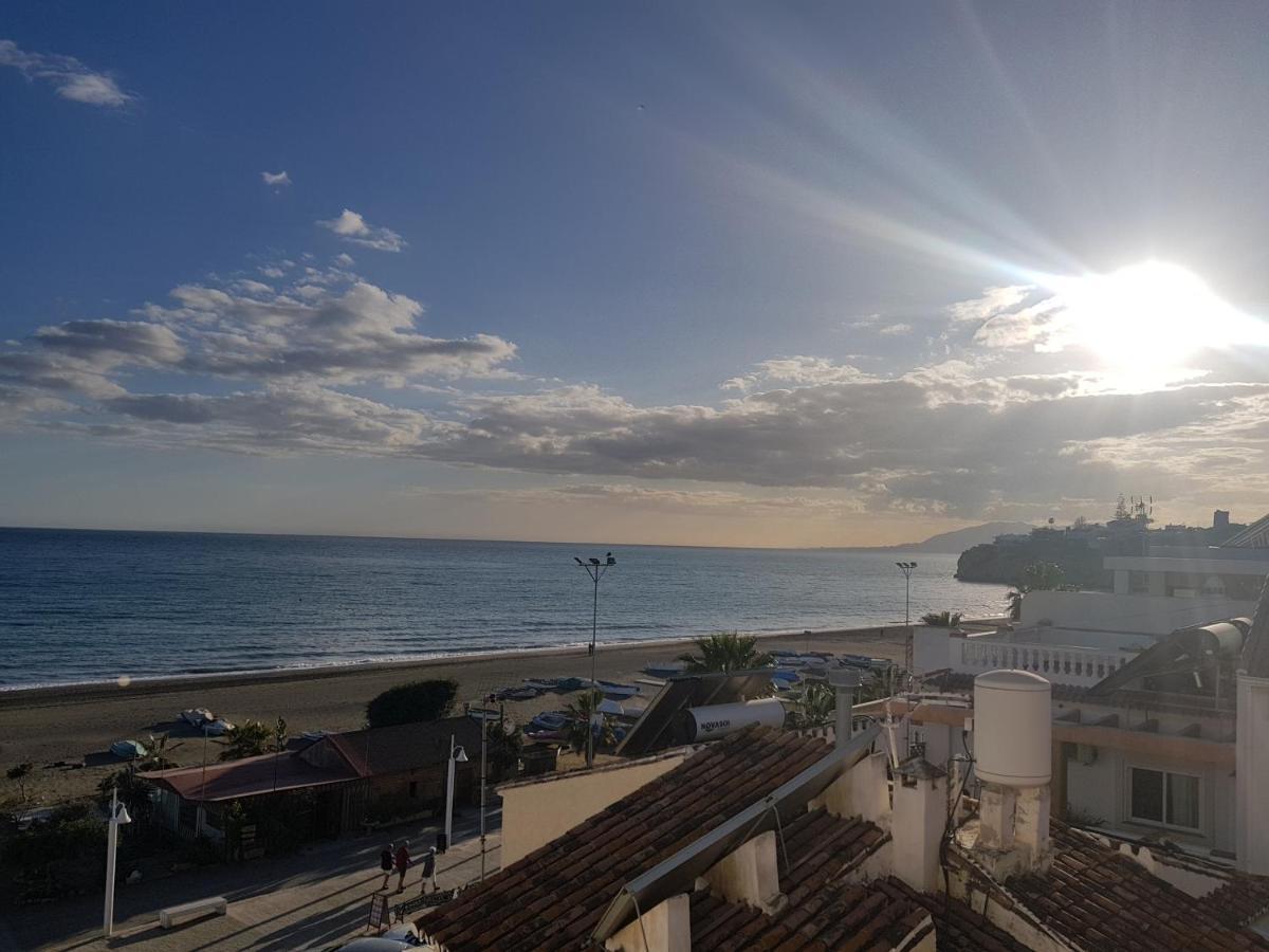 Appartement Céntrico ático junto al mar à Rincón de la Victoria Extérieur photo